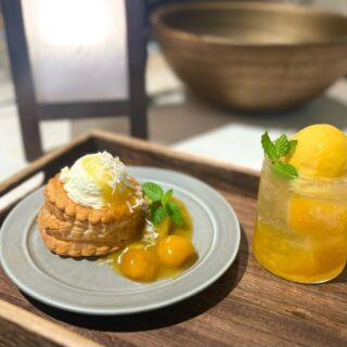 Mango & Yoghurt moose Pie🥭🥧 Mango …